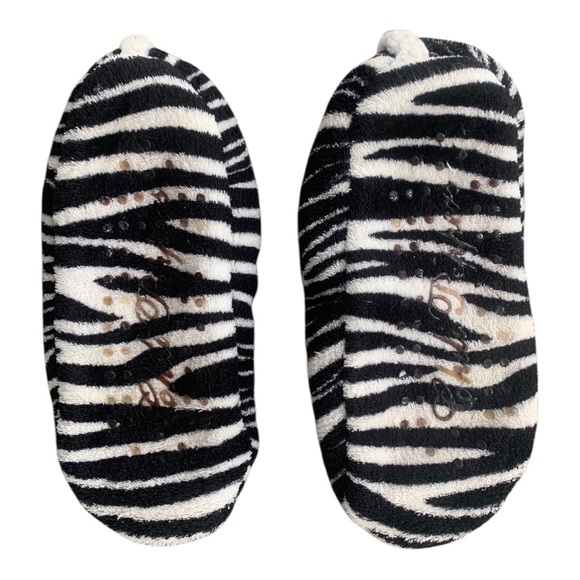 Chili Pepper Cozy Zebra Print Slippers Black & White Sz S/M - Picture 2 of 5